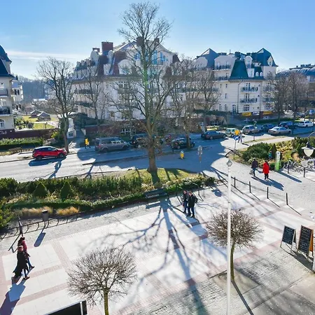 Apartment Promenada Z Tarasem I Parkingiem - Na Wyspie Swinoujscie