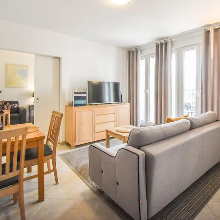 Promenada Z Tarasem I Parkingiem - Na Wyspie Apartmán Svinoústí