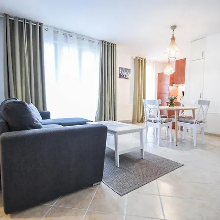 Apartmán Promenada Z Tarasem I Parkingiem - Na Wyspie