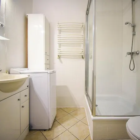 Promenada Z Tarasem I Parkingiem - Na Wyspie *