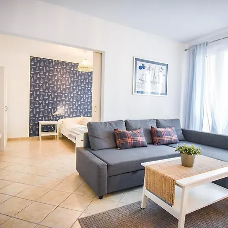 Promenada Z Tarasem I Parkingiem - Na Wyspie Apartmán Svinoústí