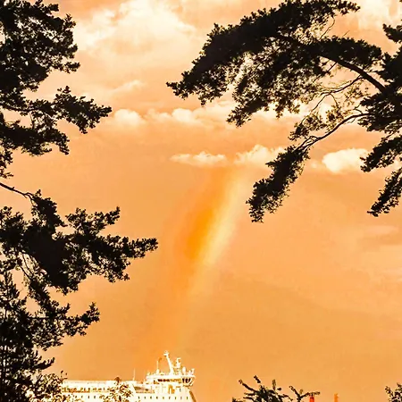 Promenada Z Tarasem I Parkingiem - Na Wyspie * Svinoústí